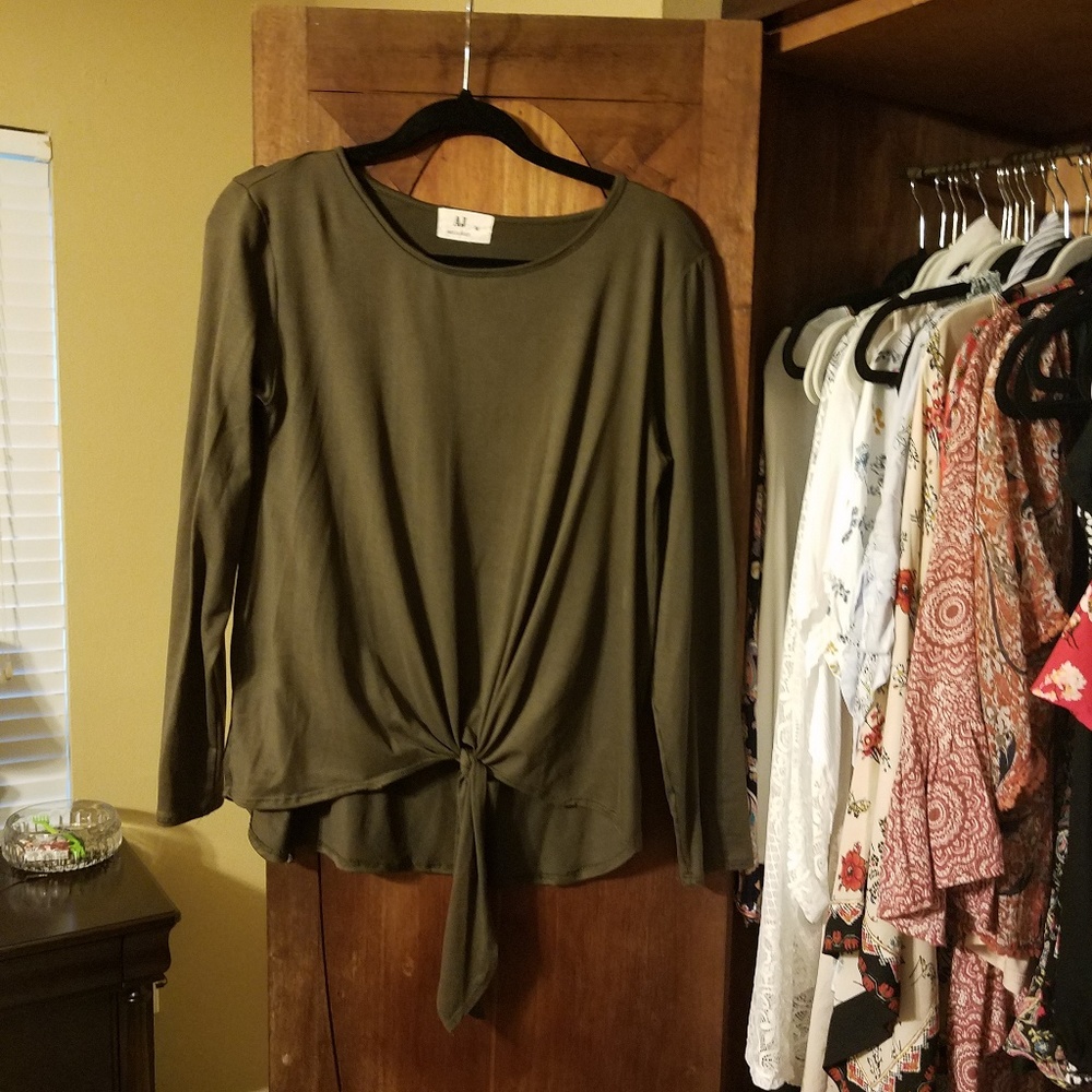 Never Worn Amelia James